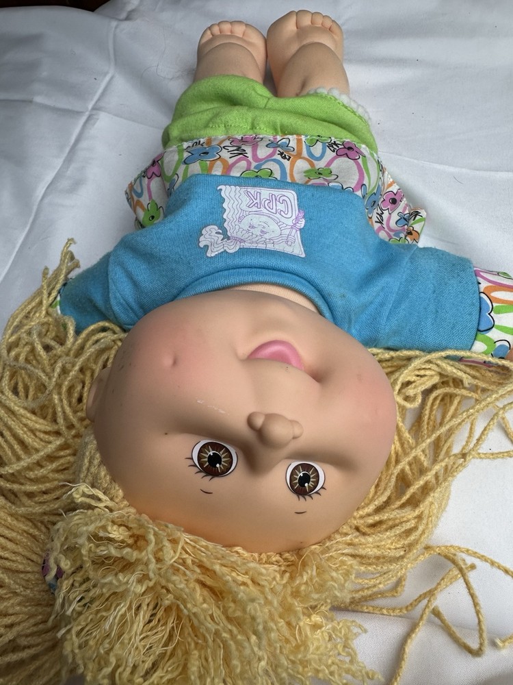 1991 Cabbage Patch Crimp & Curl Doll - Blonde Hair Brown Eyes with Face Stain