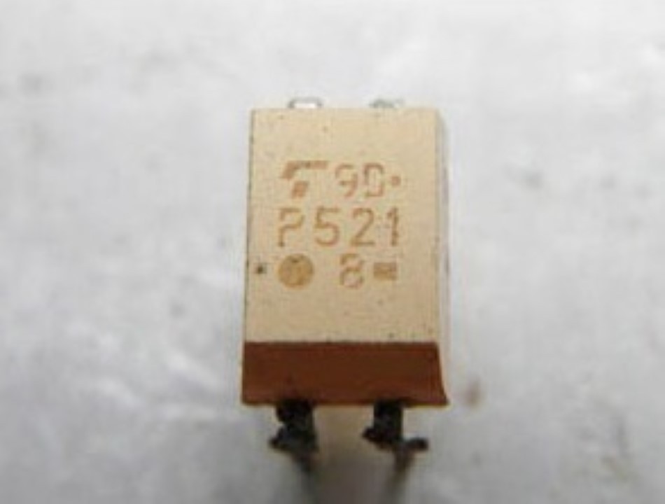 TOSHIBA P521 TLP521-1 DIP-4 Photocoupler