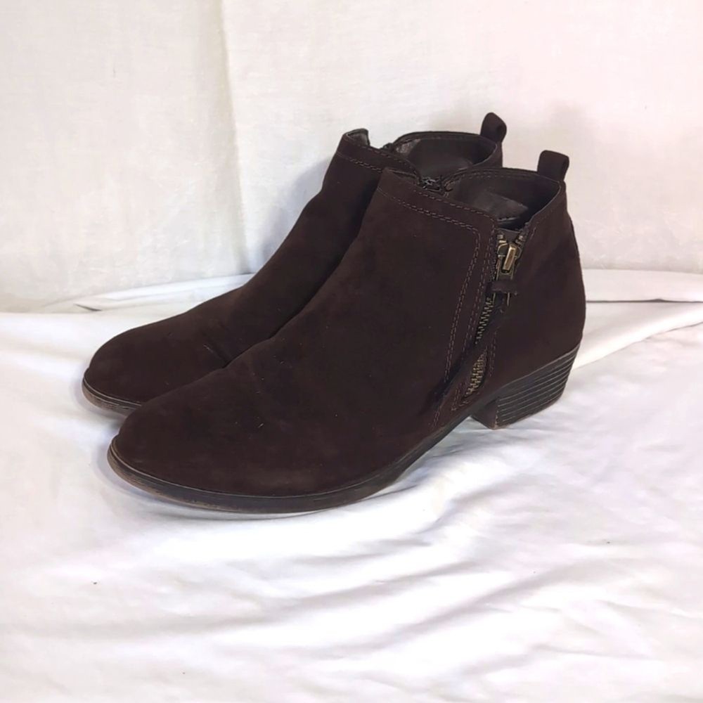 Stylish London Fog Chocolate Brown Faux Suede Ankle Booties in Size 7 for Women