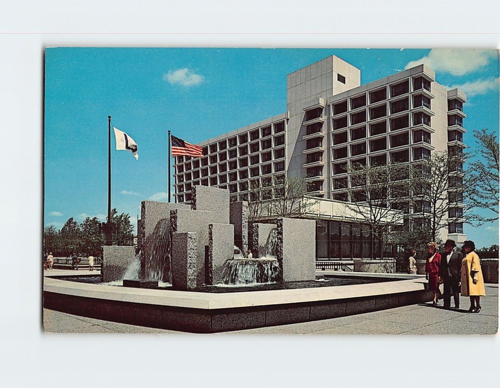 Postcard Fountains in Constitution Plaza  Hotel America Hartford Connecticut USA