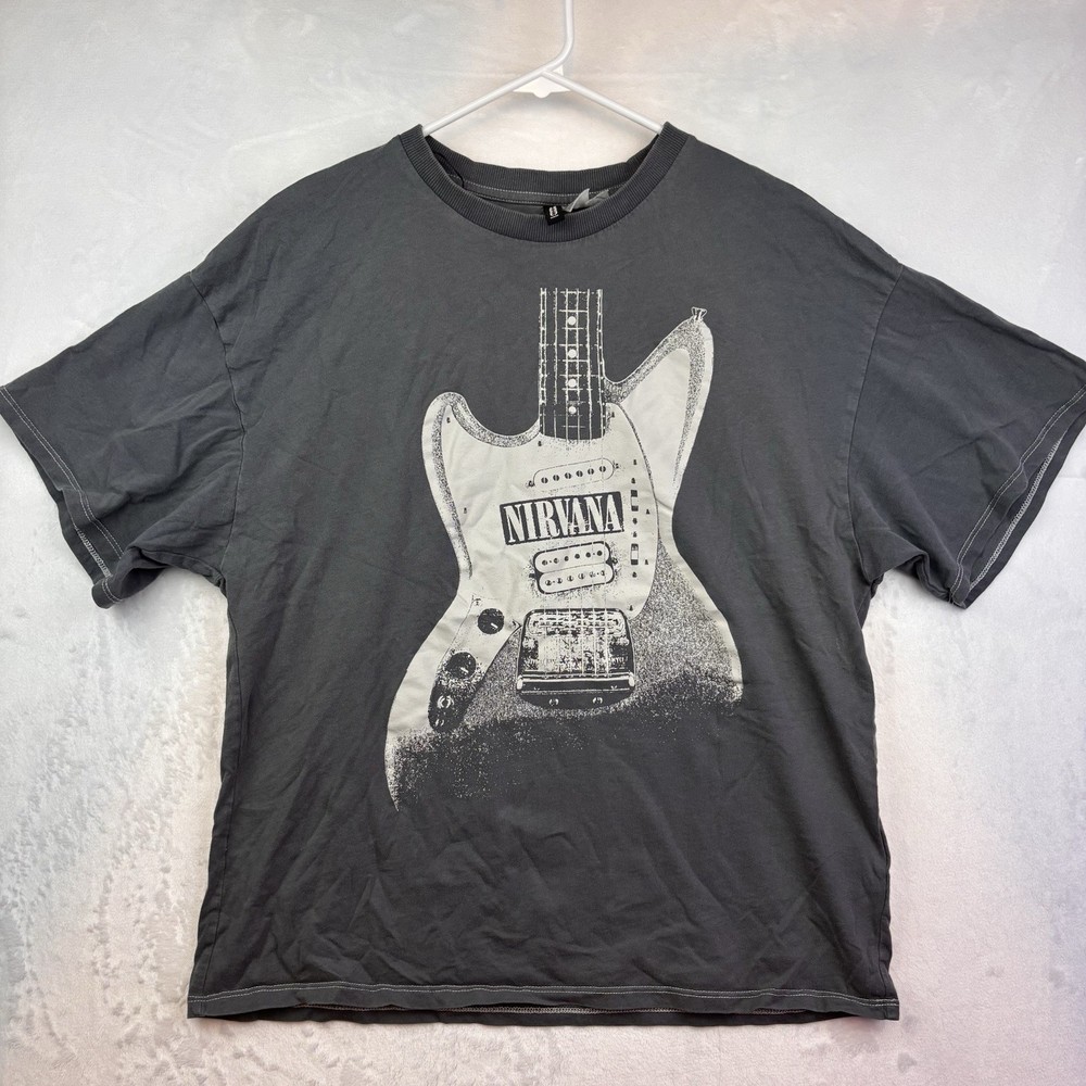 Nirvana Graphic T-Shirt Gray Guitar Print Band Tee H&M Divided Size XS