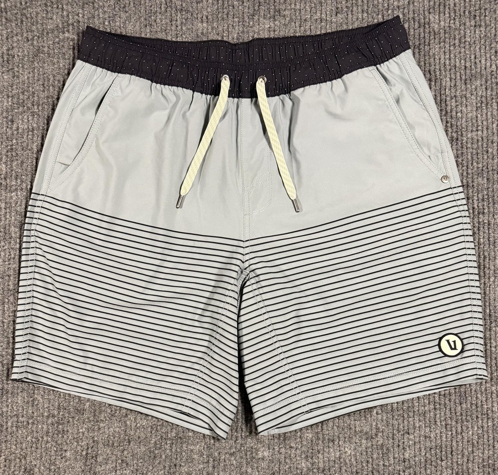 Vuori Shorts Mens Large Kore Hybrid 8