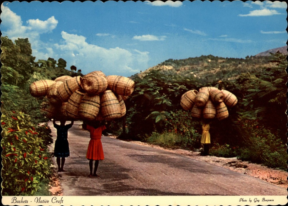Baskets Native Craft Cap-Haitien Haiti vintage postcard a617