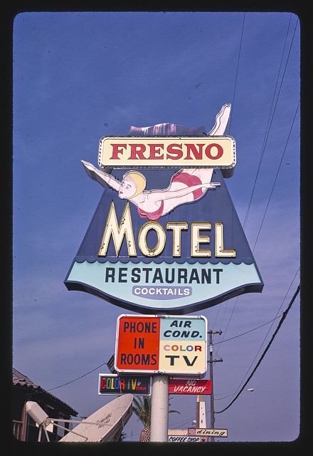 Photo:Fresno, California, Fresno Motel sign