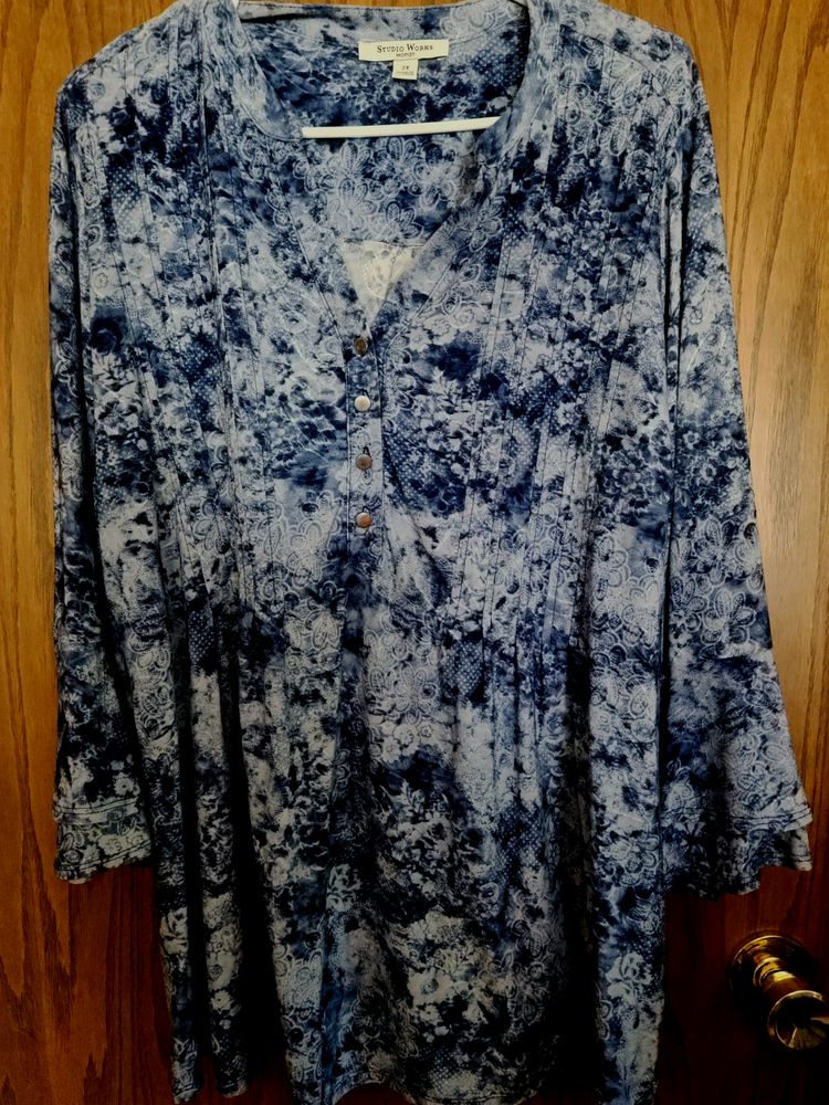 Studio Works Blue Paisley Blouse for Women 2X with Flared Sleeves