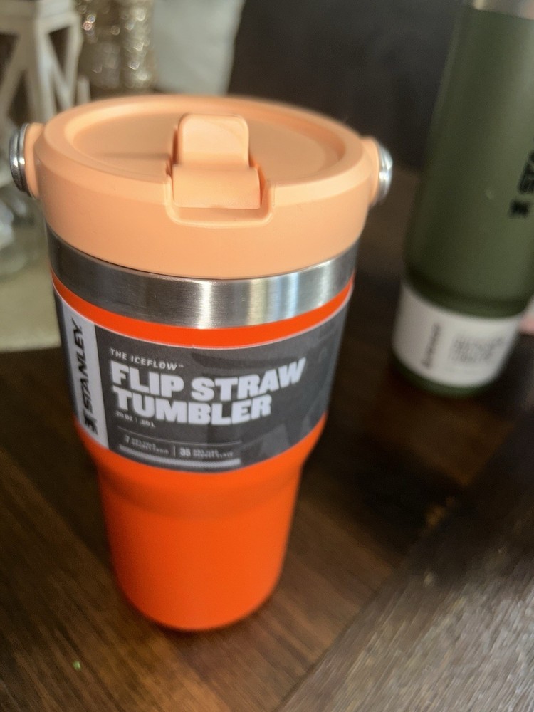 Stanley Brand New Quencher Tumbler 20oz. Orange
