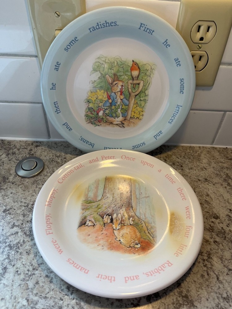 2 POTTERY BARN KIDS BEATRIX PETER rabbit, MELAMINE PLATES