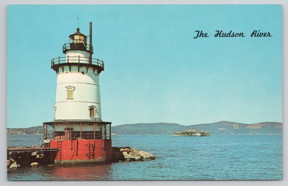 Tarrytown NY Hudson River Lighthouse Dexter Press Chrome Postcard