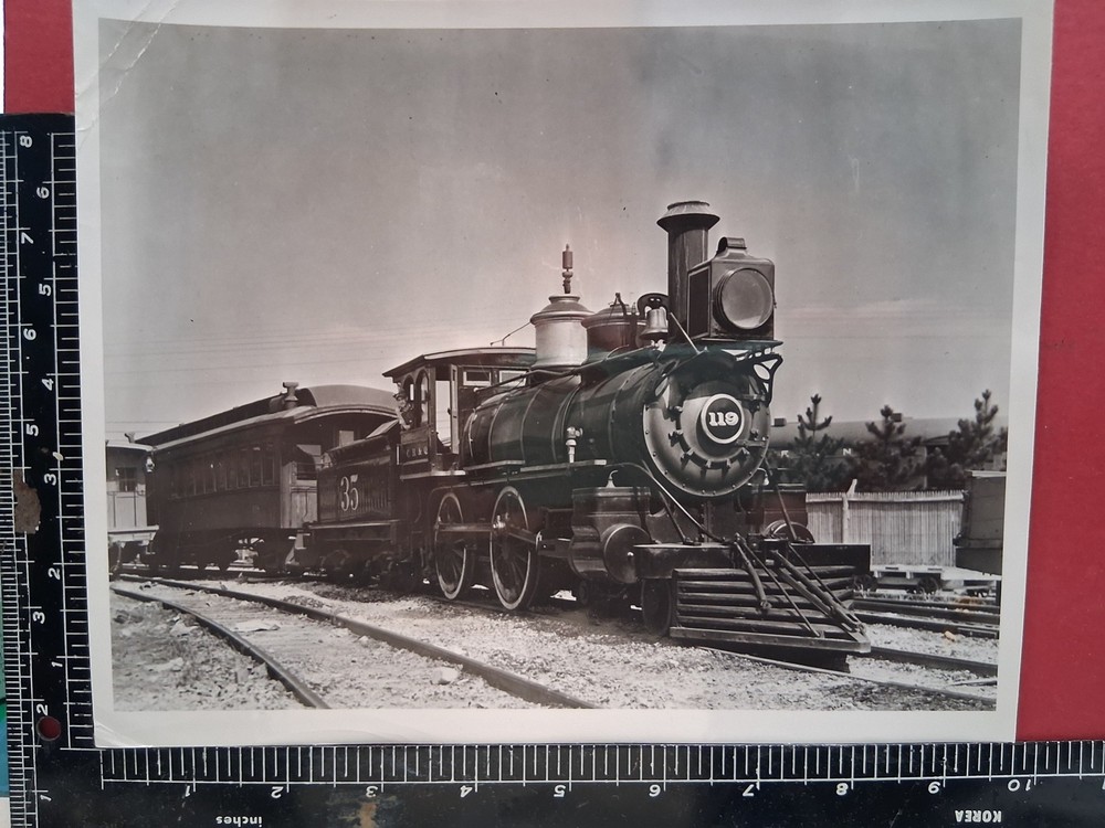 CHICAGO BURLINGTON & QUINCY RAILROAD 4-4-0 LOCOMOTIVE #119 PHOTO w TRAIN & CREW