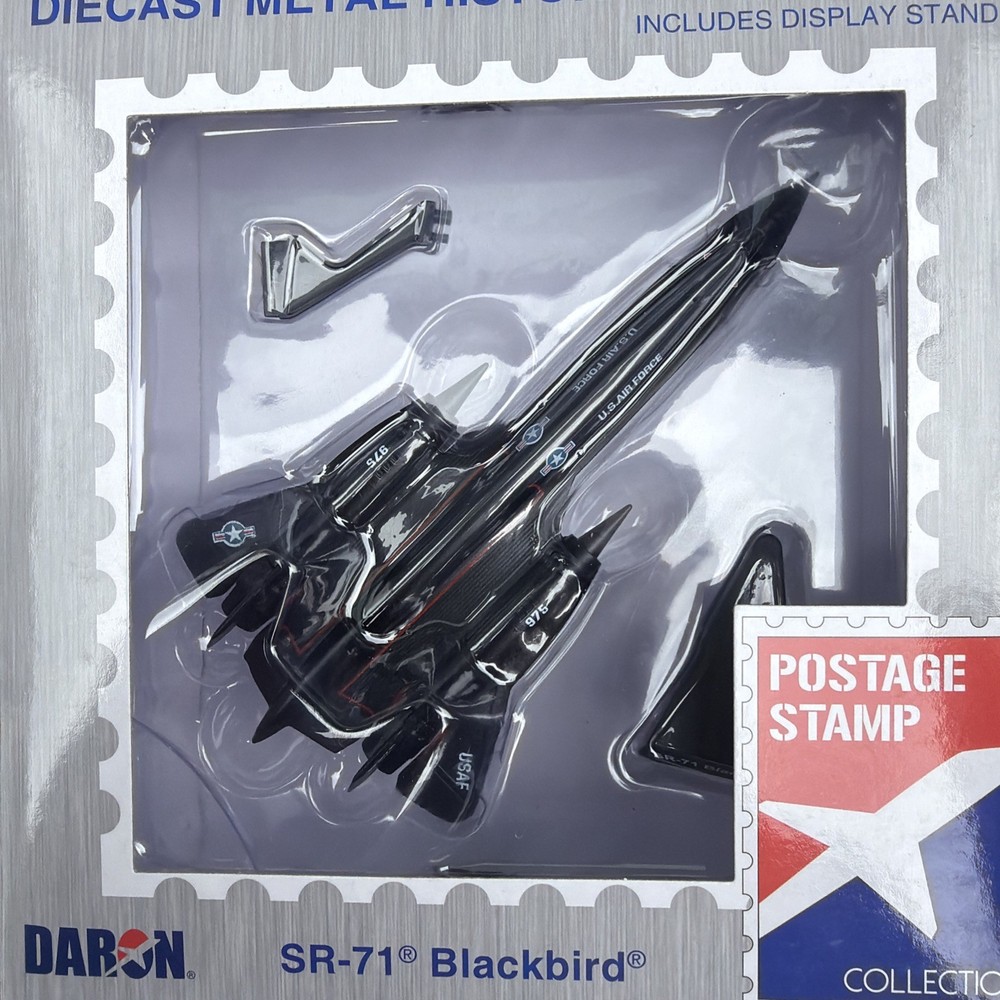 Daron Postage Stamp DIE CAST SR-71 Blackbird 1966 USAF 1:200 Scale #PS5389~NEW