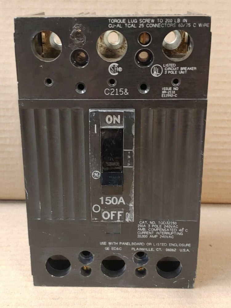 GE TQD TQD32150 3 Pole 150 Amp 240V Circuit Breaker FLAWED