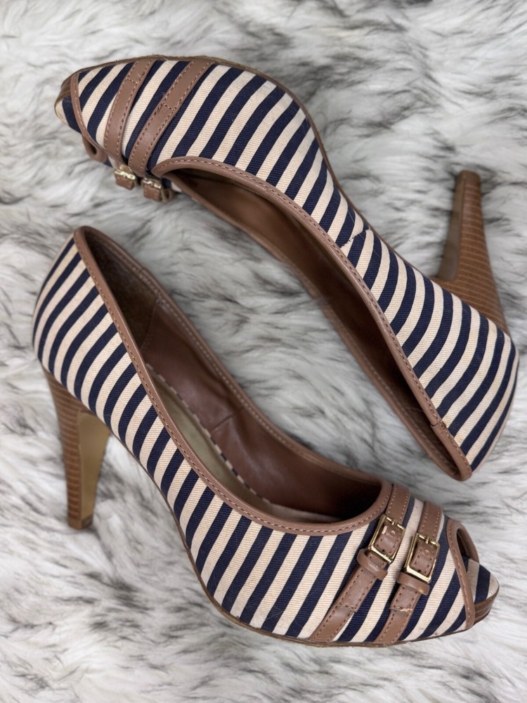 Navy Cream Stripe Tan Accent Buckles Wood Grain Heel Candies High Heels Size 9M