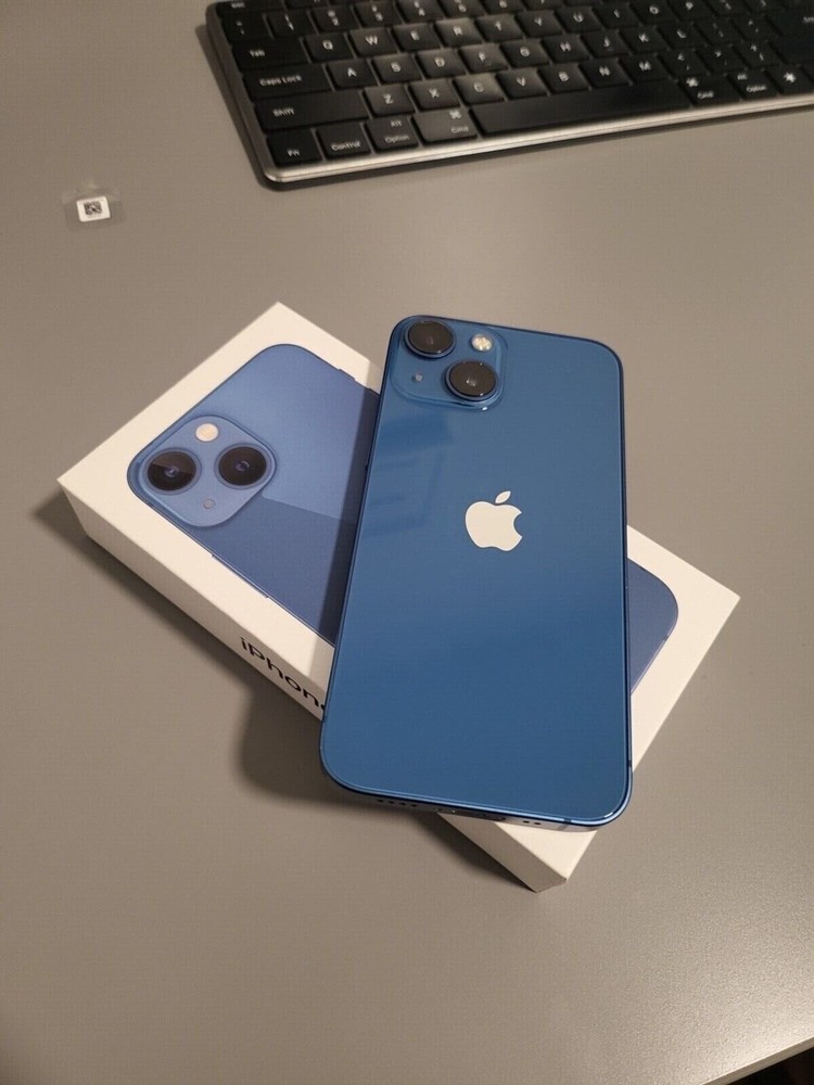 Apple iPhone 13 Pro - 256 GB - Blue (Unlocked)