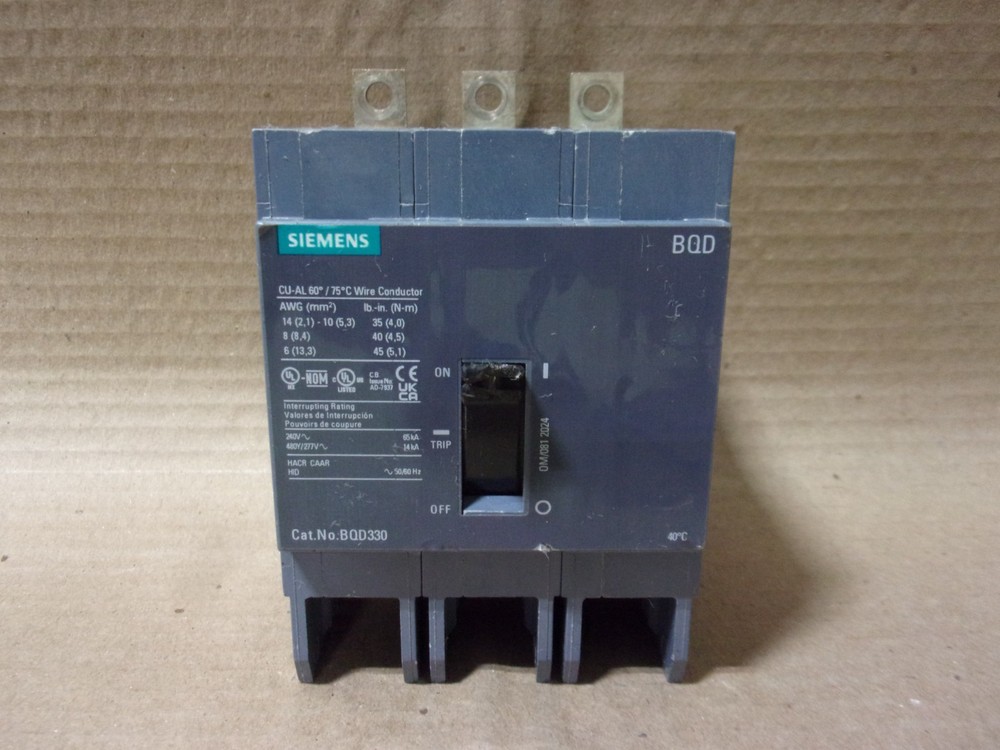 NEW Siemens BQD BQD330 3 Pole 30 Amp 480V Circuit Breaker NTO FLAWED #2