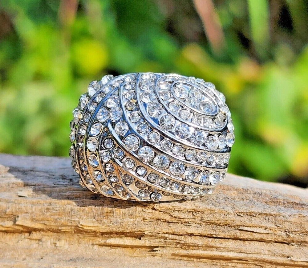Sparkling White Crystal Rhinestone Steel Alloy Statement Ring - Size 7.5-image