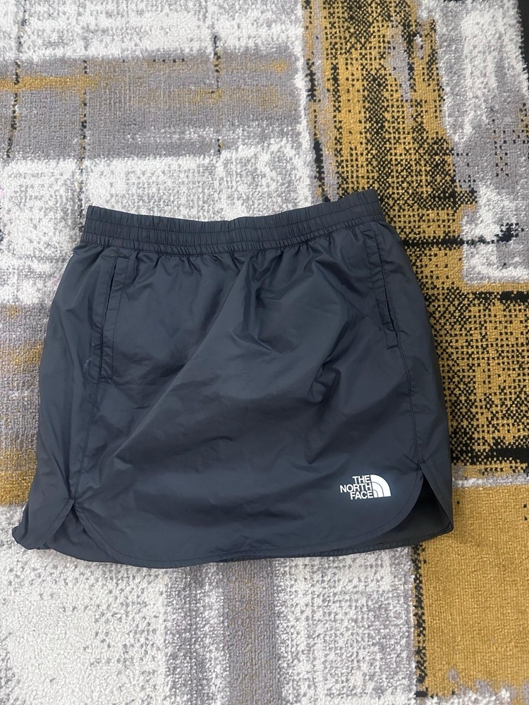 The North Face Women's Black Athletic Skort S, Elastic Waist, Pockets
