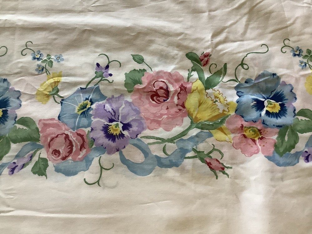 Vintage Daisy Kingdom In the Garden Double Border 3  1/3 Yards x 45
