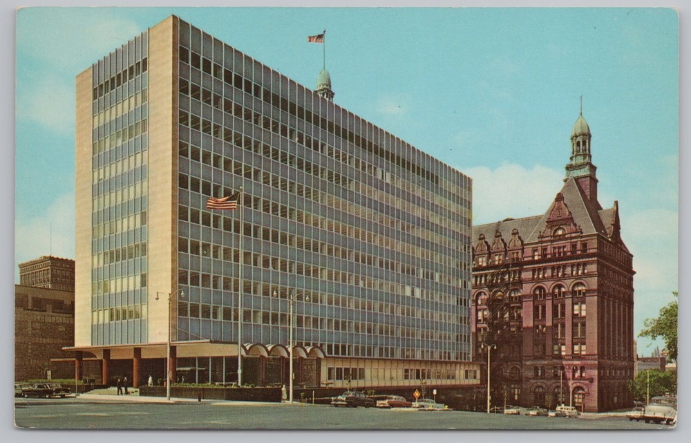 State View~Milwaukee Wisconsin~City Hall & New Municipal Building~Vintage PC