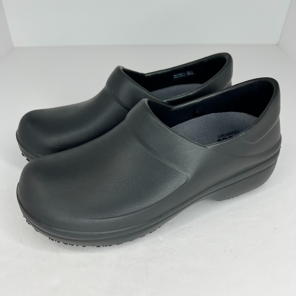 Crocs Womens Neria Pro II Black Slip Resistant Slip On Low Size 6 W Work Clogs