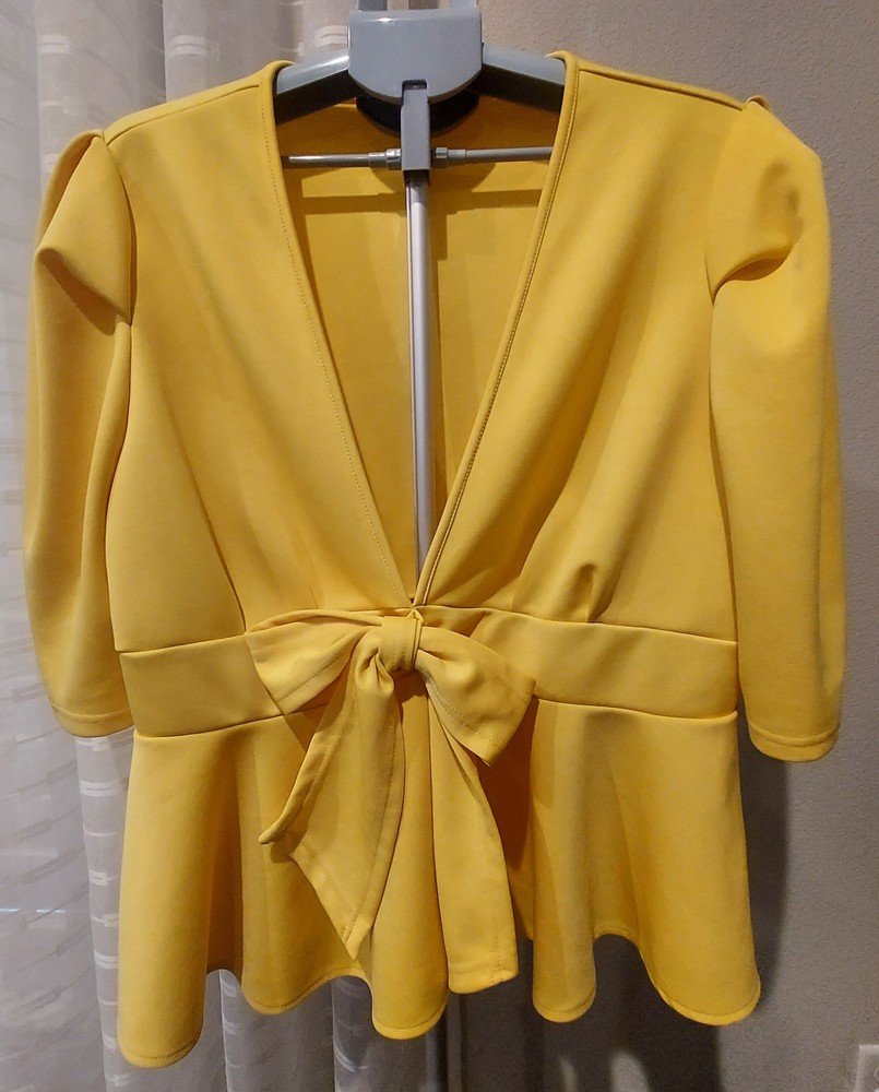 Shein Curve Blouse Top Women's 4XL Yellow V-Neck Plunge