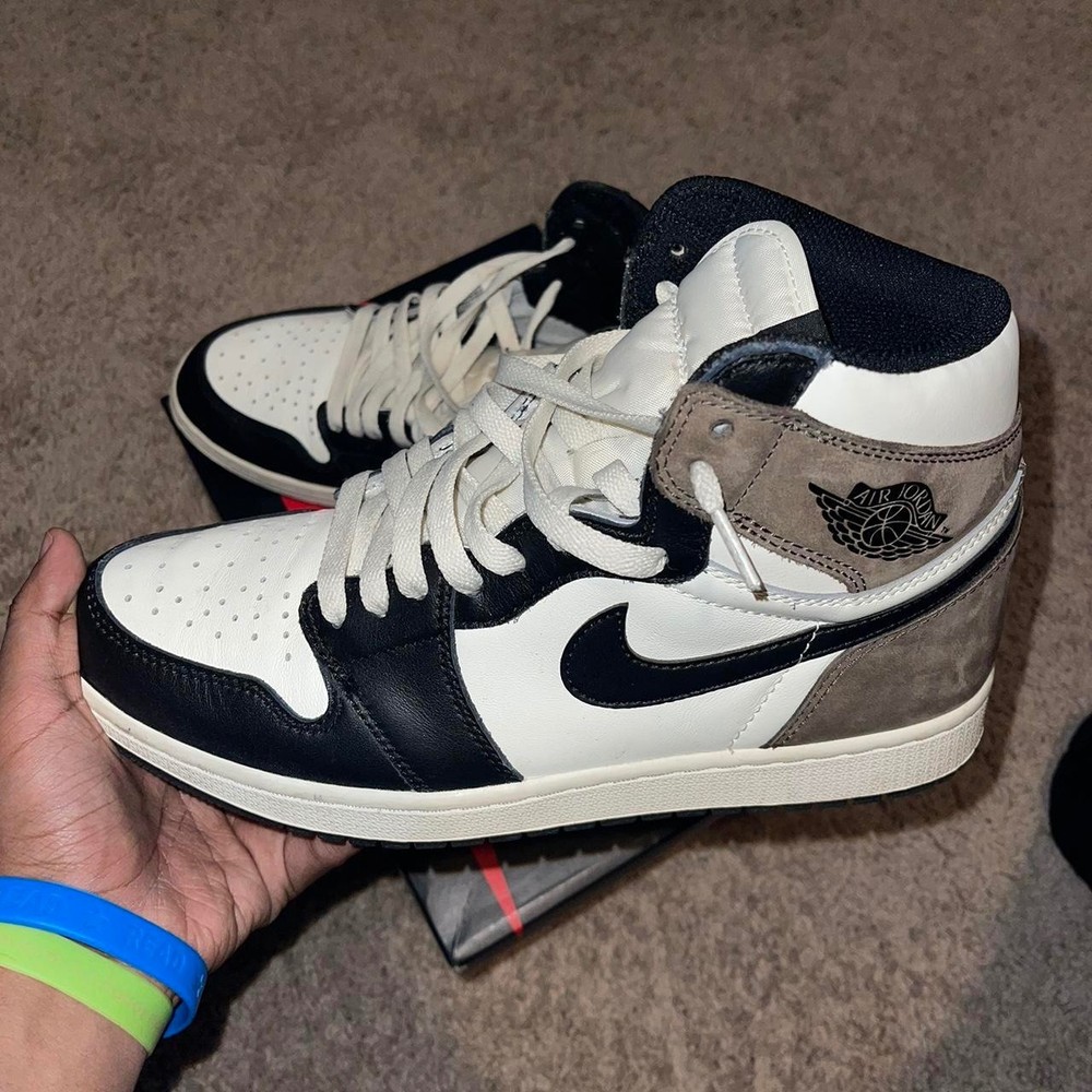 Size 10 - Jordan 1 Retro OG High Dark Mocha