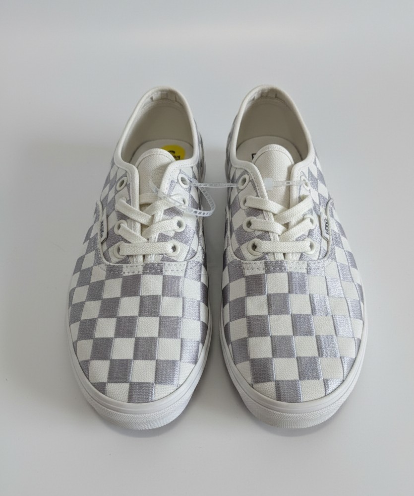 new VANS Checkerboard Lace Up Canvas Sneakers White Gray Woman's Size 5 NEW