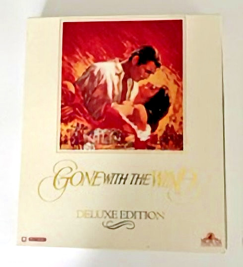 Gone With The Wind Deluxe Edition MGM / Turner 2 VHS Tape Boxed Set with Booklet