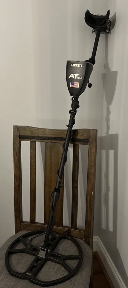 Garrett AT Gold Metal Detector with NEL Storm coil