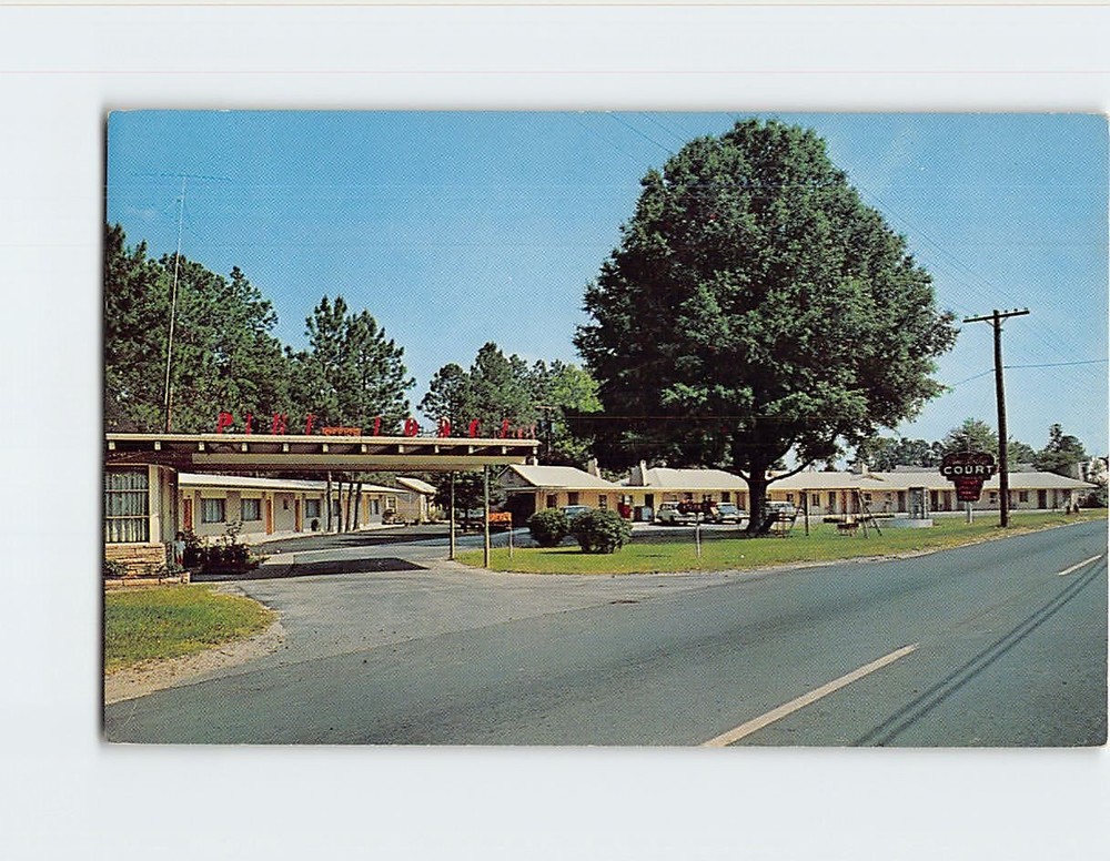 Postcard Pine Lodge Court Baxley Georgia USA
