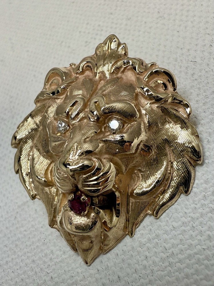 Solid 14k Yellow Gold Lion Head Pendant W/diamonds & Ruby. 8.7 Grams