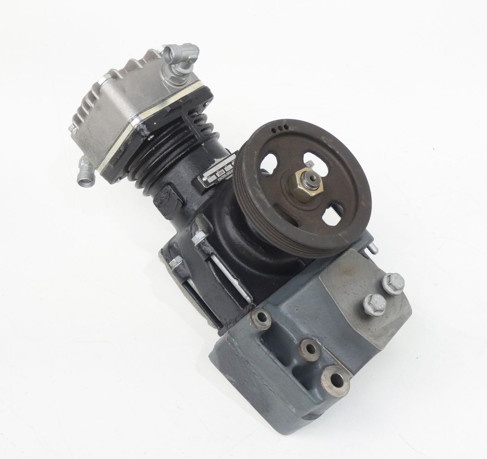 Knorr Brake K007559 192cc 3000rpm Compressor with Belt Tensioner -Unused-