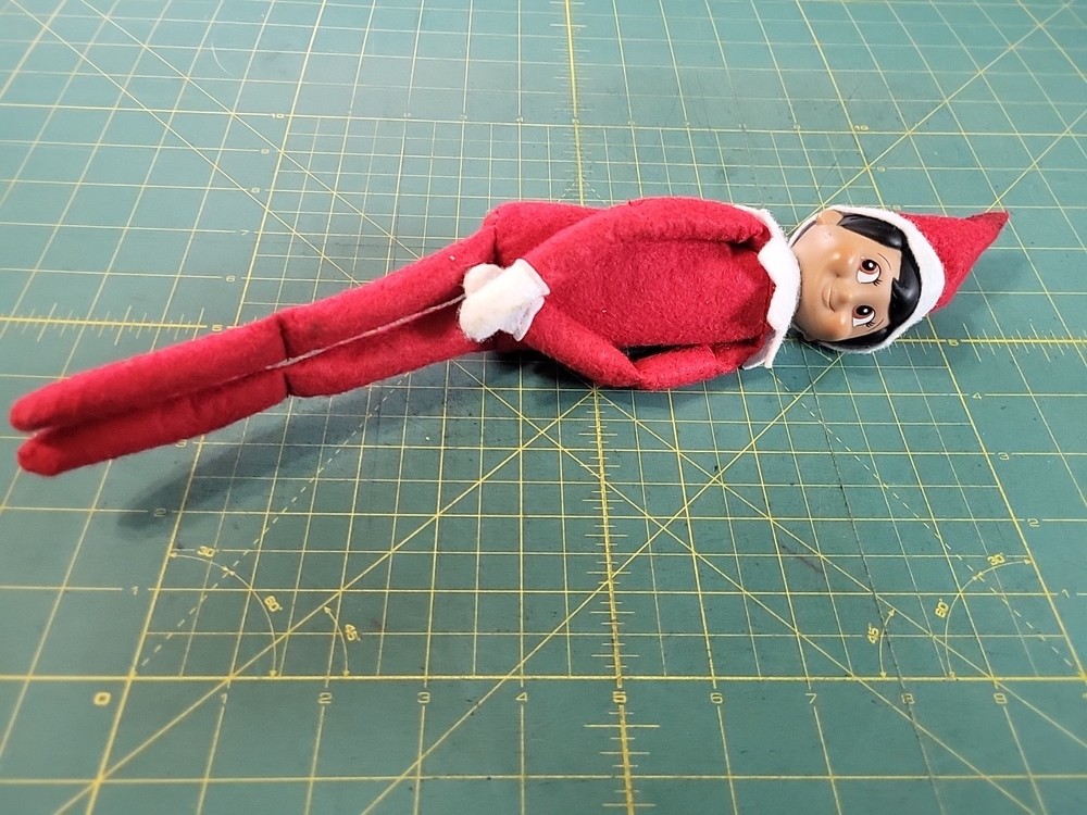 2013 CCA & B Elf on the Shelf 11