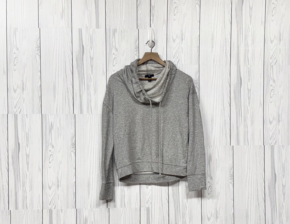 Gap sweatshirt womens size medium solid gray long sleeve pull over