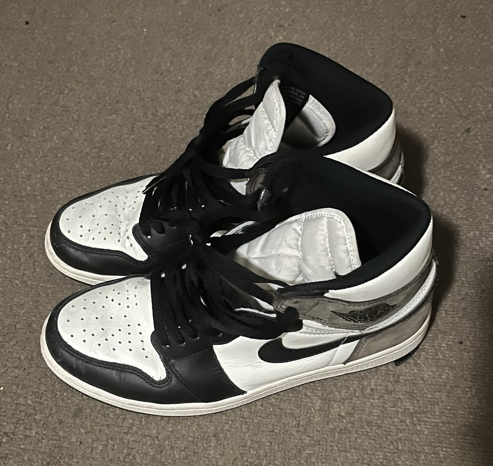 Nike Air Jordan 1 Mocha High Size 9 with heel plates