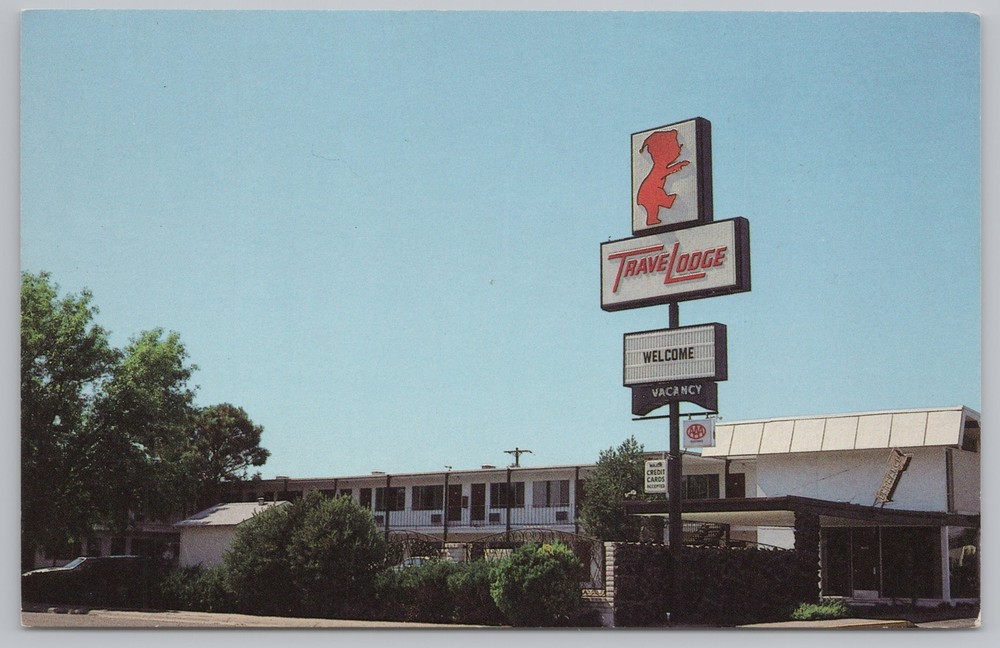 Roadside~Roswell West Travelodge~New Mexico~Distant View~Vintage Postcard