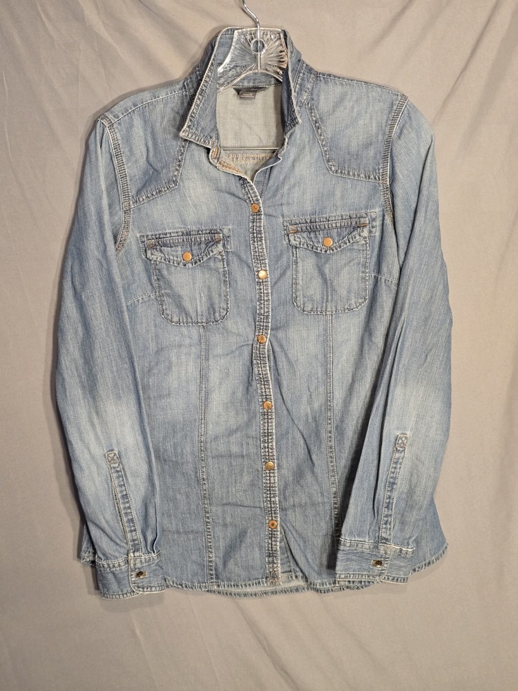 Eddie Bauer Chambray Denim Button Up Shirt Womens Small Western Style