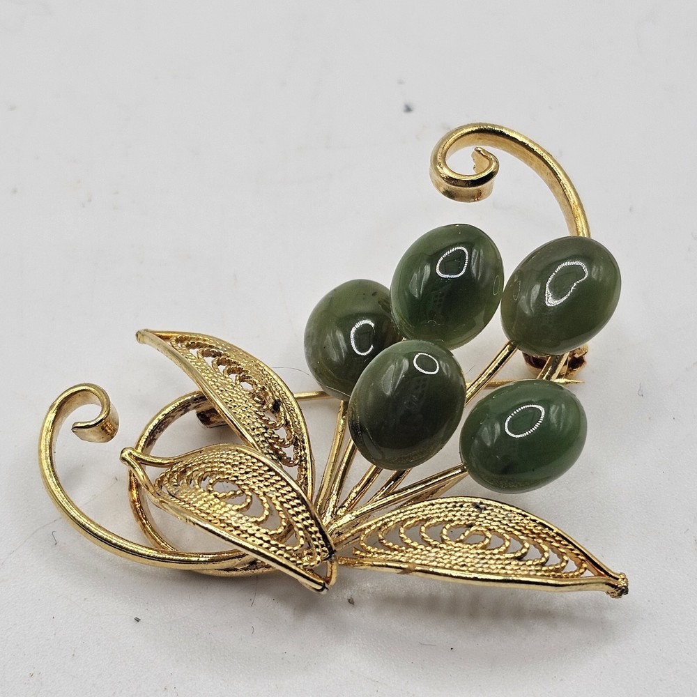 Gold Tone Green Jade Glass Stone Flower Brooch Pin Art Nouveau Estate Find