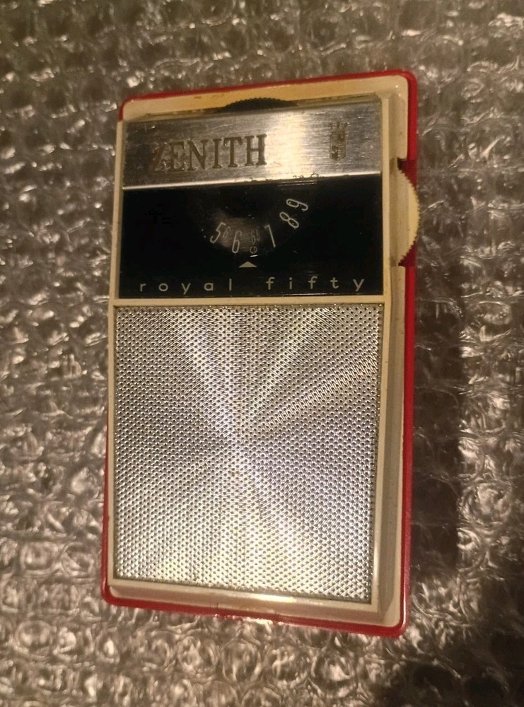 Zenith Royal Fifty Vintage Red Portable Pocket Transistor Radio