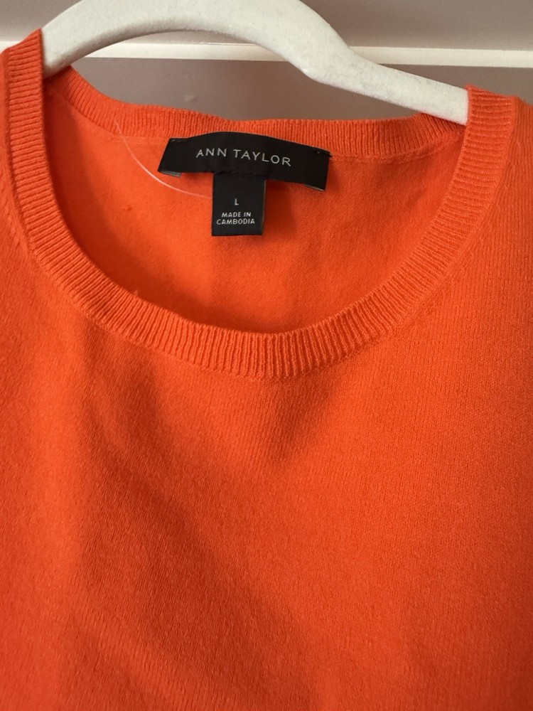 Ann Taylor Factory Bright Orange Short Sleeve Sweater Top Size Large