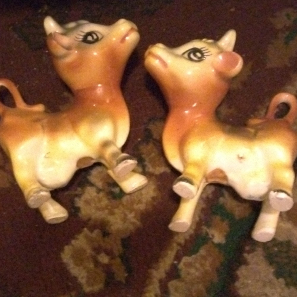 Japan Vintage Ceramic Cow Salt & Pepper Shakers Set, Brown White, 2pc
