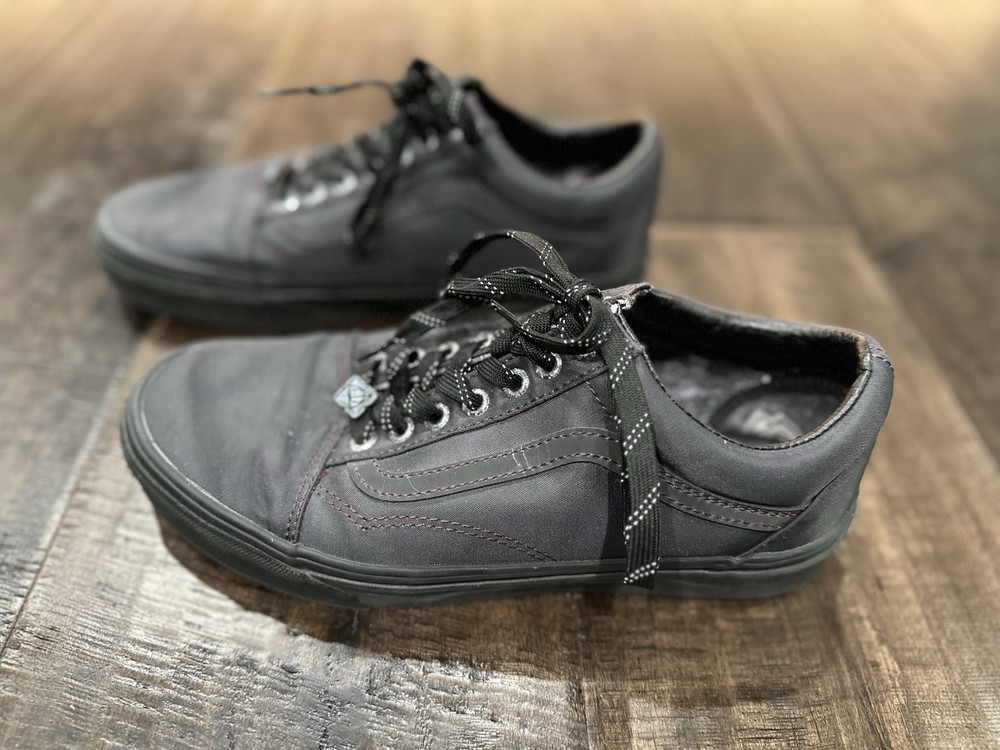 VANS x Harry Potter Deathly Hallows Old Skool Shoes Sneakers 7.5 Mens/ 9 Women