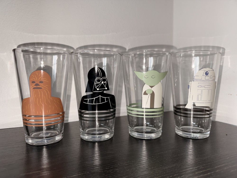 Star Wars Set Of 4 Drinking Tumblers / Drinking Glasses , 16 Oz