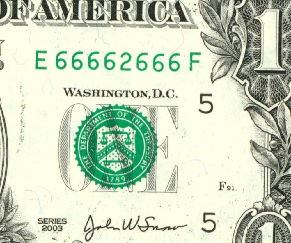 (( Near Solid - 7 Of A Kind )) $1 2003 (Choice Cu) ((66662666)) Fancy Serial #