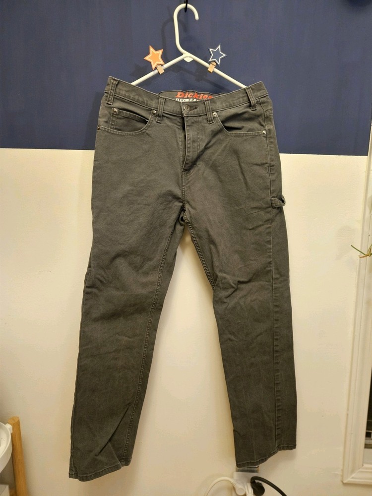 Men’s dickies 32 x 32 loose fit dark gray