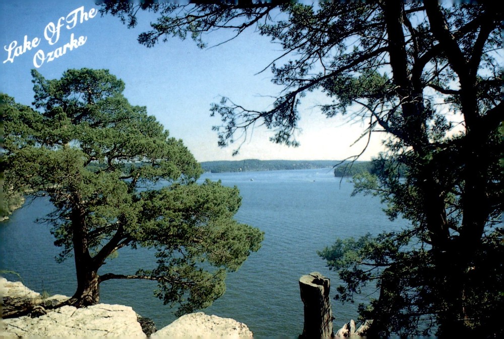Lake of the Ozarks, Ozark Cliffs, scenic view, Missouri Ozarks, Jenell Postcard