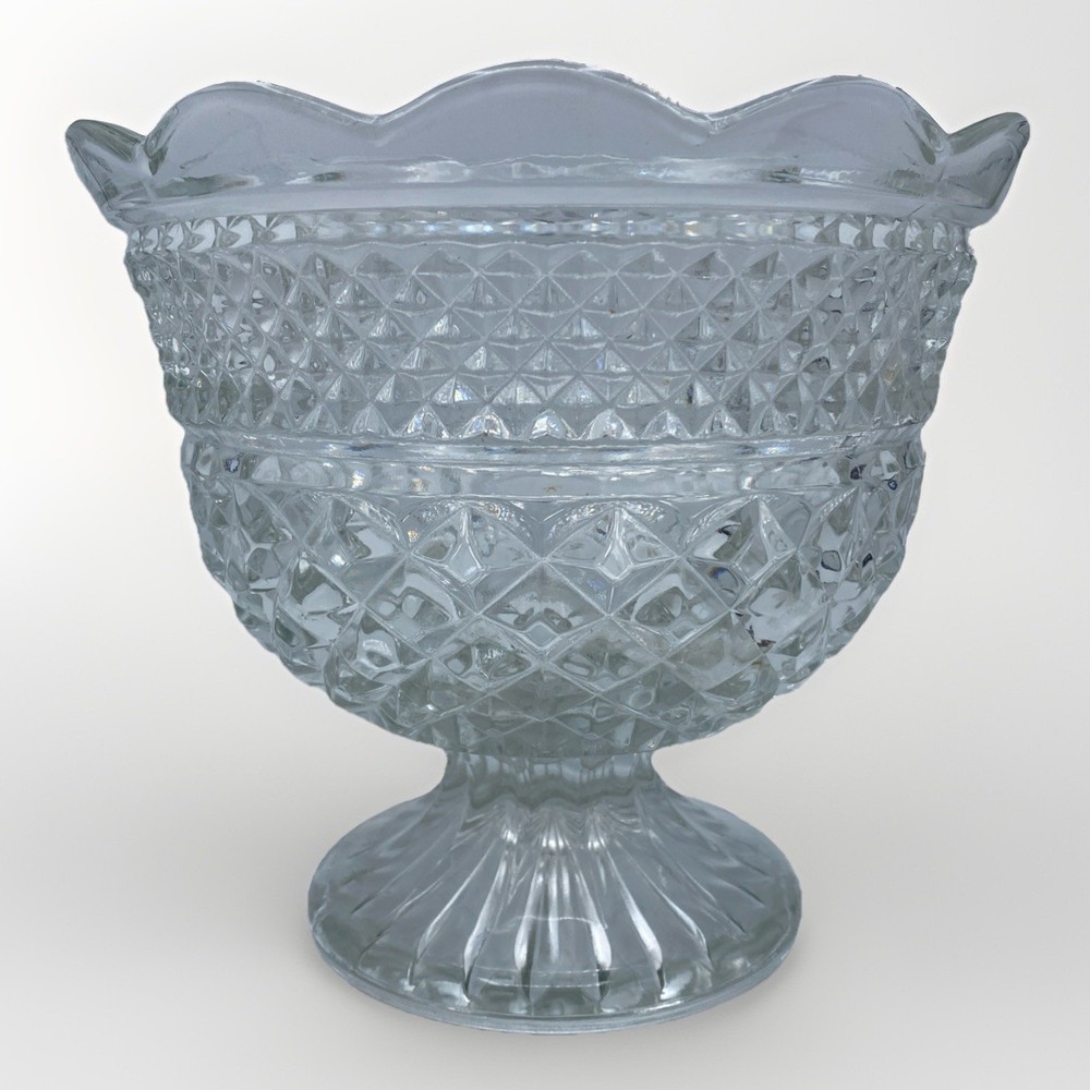 Vintage Anchor Hocking Wexford Cut Glass Scallop Rim Footed Trifle Compote Dish