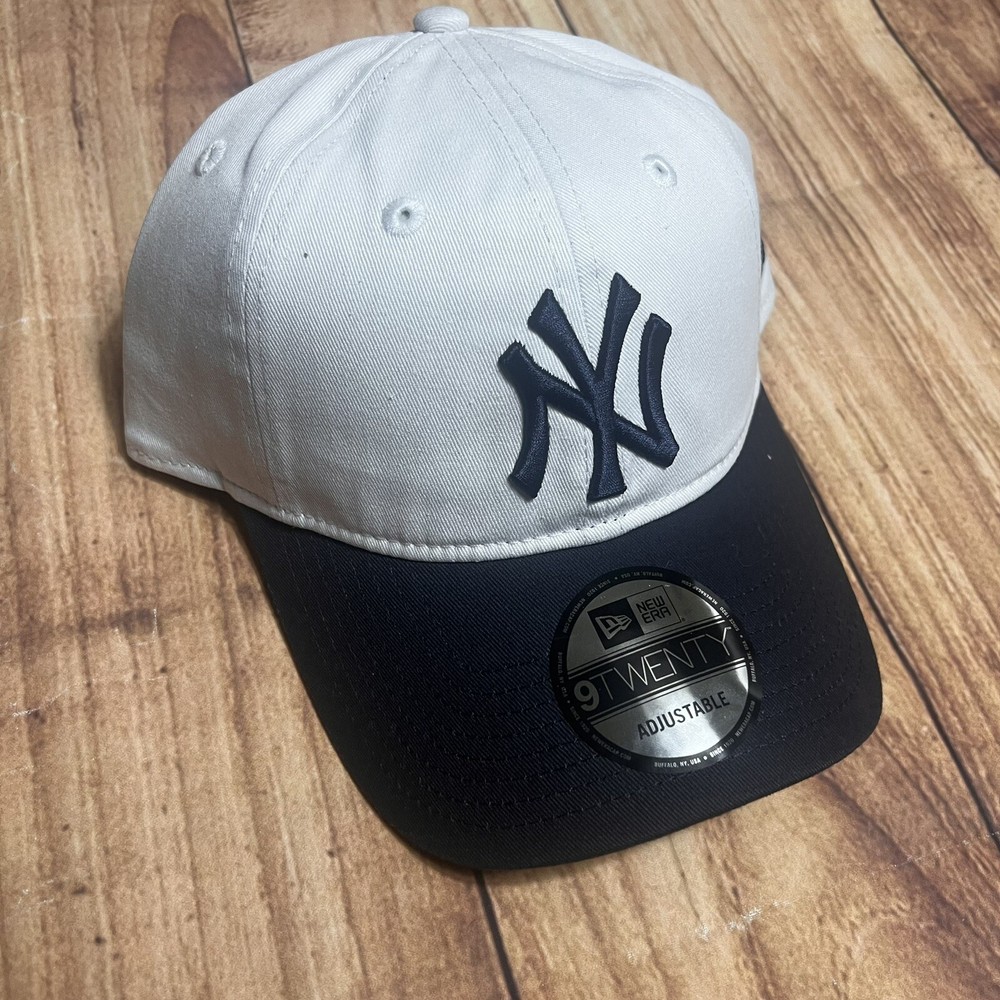 New York Yankees Hat Cap NEW ERA 9TWENTY  Strap Back White/BLUE  Adjustable