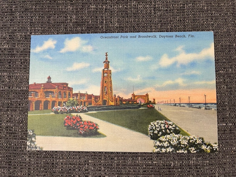 Vintage Linen Postcard Daytona Beach, Florida~ Oceanfront Park And Boardwalk