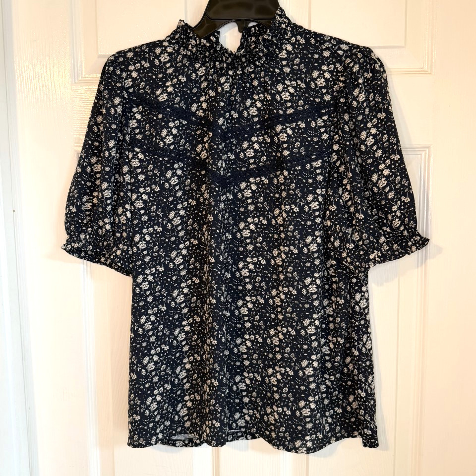 LOFT Womens Navy Floral Ruffle Neck Blouse Puff Sleeve Lace Trim Cottagecore Med