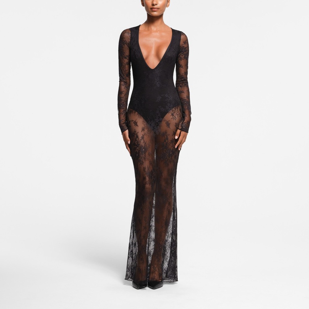 SKIMS Onyx Ultra Fine Lace Plunge Long Dress | Black | Size S